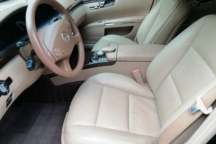 Used Mercedes-Benz S-Class 2012 S 300 L Business Standard Model Left Front Seat