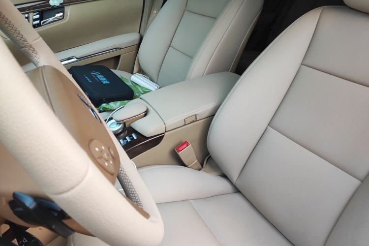 Used Mercedes-Benz S-Class 2012 S 300 L Business-Class Grand Edition Left Front Seat