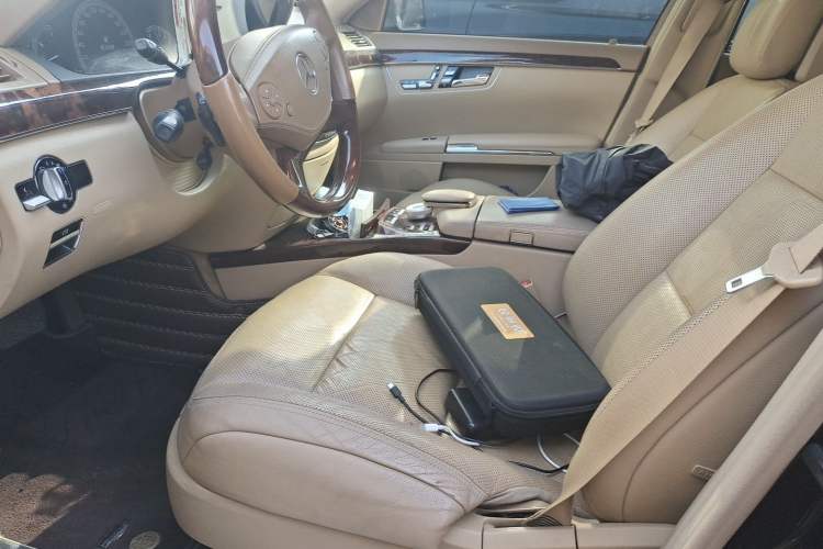 Used Mercedes-Benz S-Class 2012 S 400 L HYBRID Grand Edition Left Front Seat