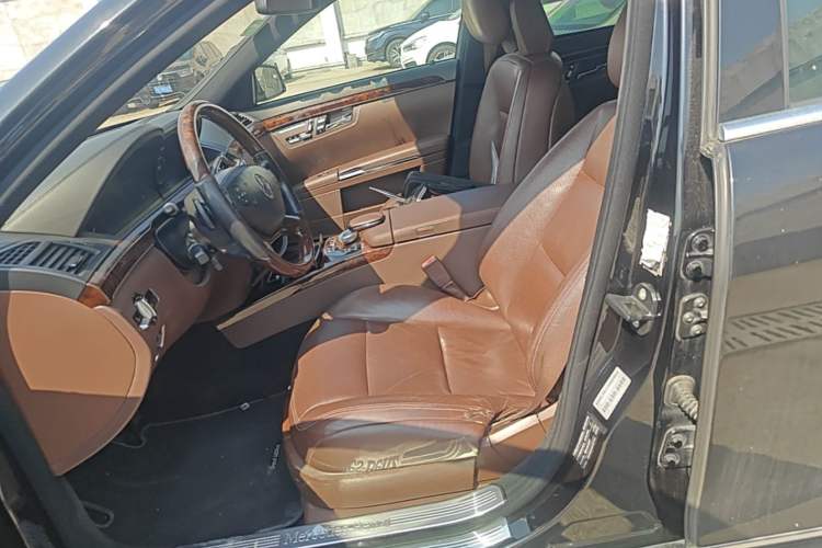Used Mercedes-Benz S-Class 2012 S 400 L HYBRID Grand Edition Left Front Seat