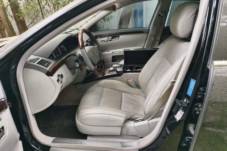Used Mercedes-Benz S-Class 2012 S 400 L HYBRID Grand Edition Left Front Seat