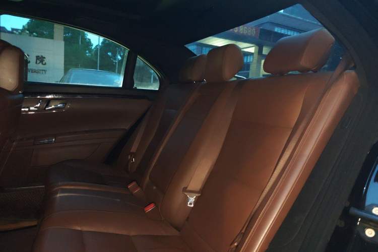 Used Mercedes-Benz S-Class 2012 S 350 L 4MATIC Grand Edition Left Rear Seat