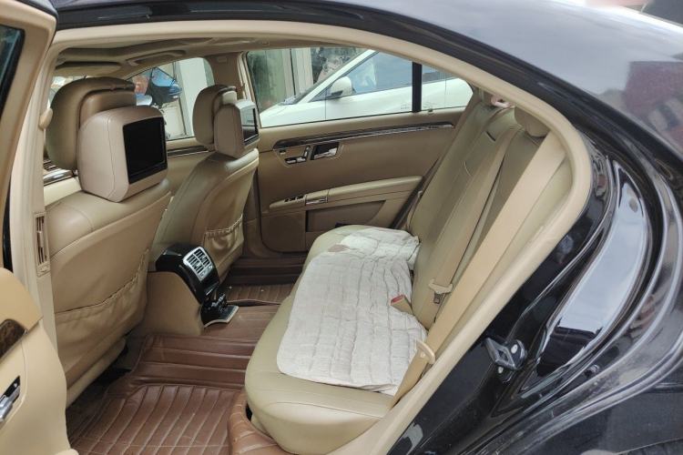 Used Mercedes-Benz S-Class 2012 S 300 L Business-Class Grand Edition Left Rear Seat