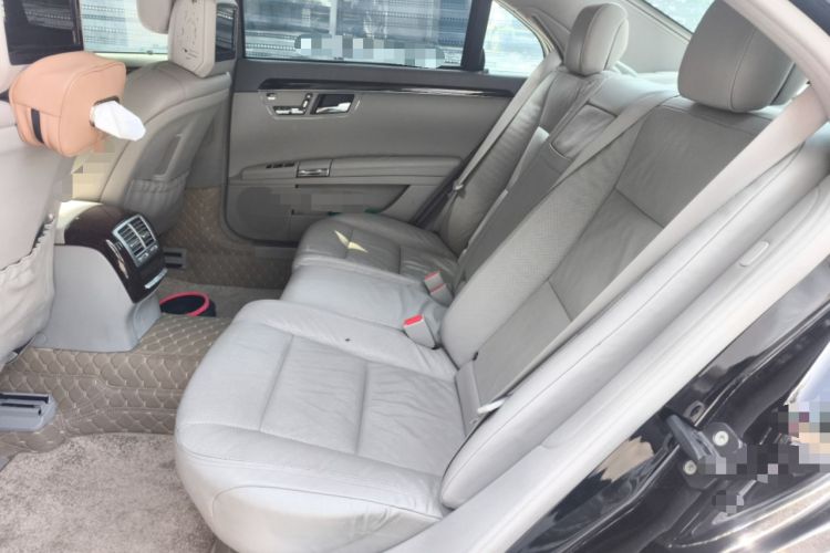 Used Mercedes-Benz S-Class 2012 S 300 L Luxury Grand Edition Left Rear Seat