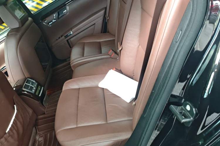Used Mercedes-Benz S-Class 2012 S 350 L Grand Edition Left Rear Seat