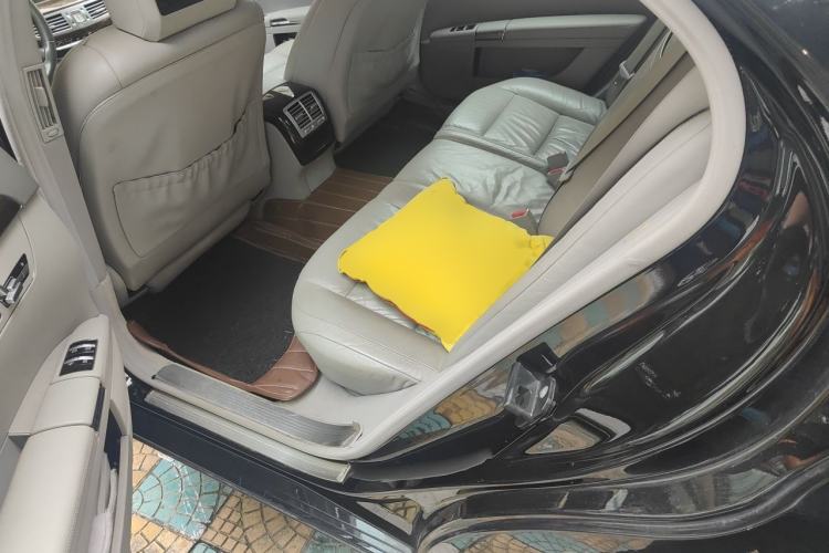 Used Mercedes-Benz S-Class 2012 S 300 L Business-Class Grand Edition Left Rear Seat