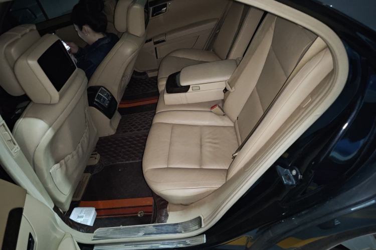 Used Mercedes-Benz S-Class 2012 S 300 L Business-Class Grand Edition Left Rear Seat