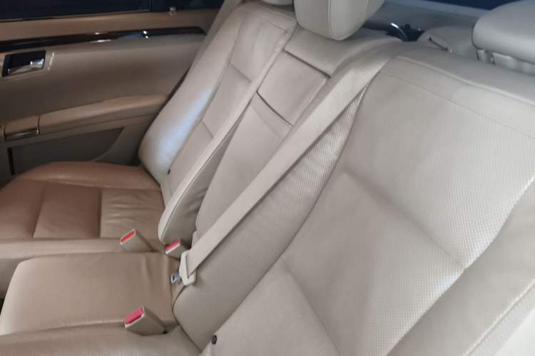 Used Mercedes-Benz S-Class 2012 S 350 L Grand Edition Left Rear Seat