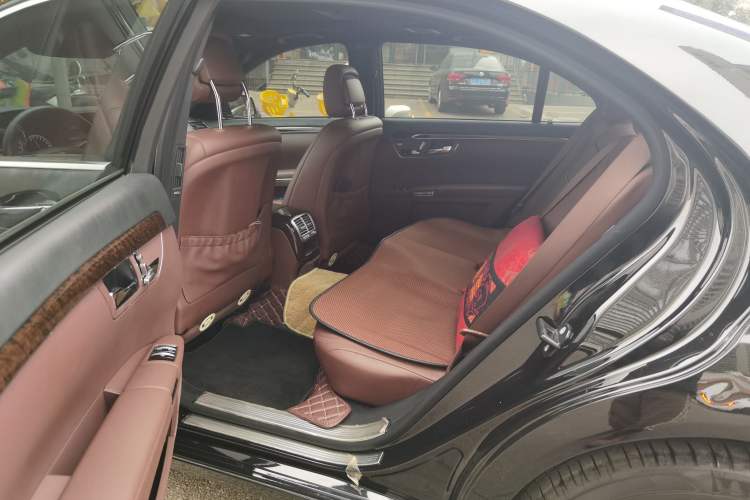 Used Mercedes-Benz S-Class 2012 S 300 L Business Standard Model Left Rear Seat
