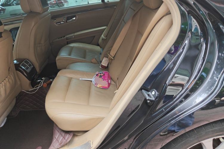 Used Mercedes-Benz S-Class 2012 S 300 L Luxury Grand Edition Left Rear Seat
