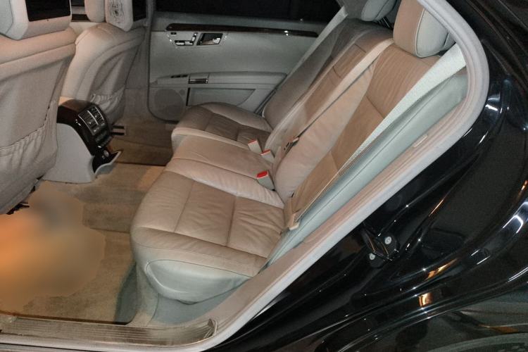 Used Mercedes-Benz S-Class 2012 S 300 L Prestige Grand Edition Left Rear Seat