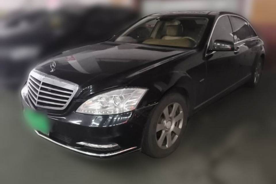 Mercedes-Benz S-Class 2012