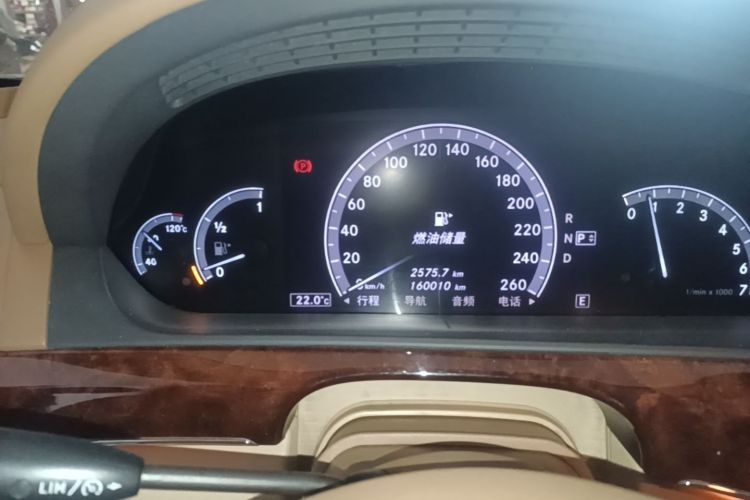 Used Mercedes-Benz S-Class 2012 S 350 L 4MATIC Grand Edition Odometer Close Up