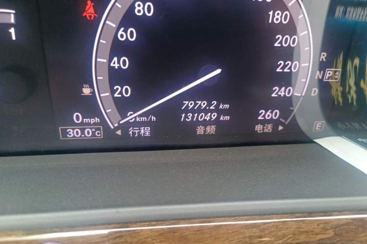 Used Mercedes-Benz S-Class 2012 S 300 L Business Standard Model Odometer Close Up