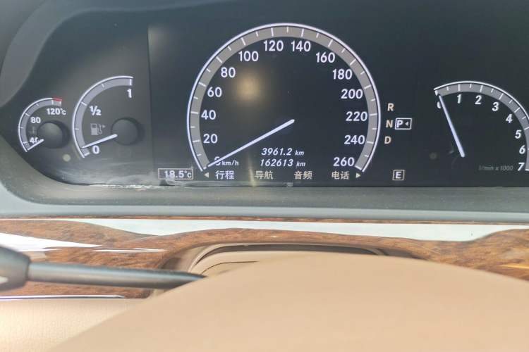 Used Mercedes-Benz S-Class 2012 S 300 L Prestige Grand Edition Odometer Close Up