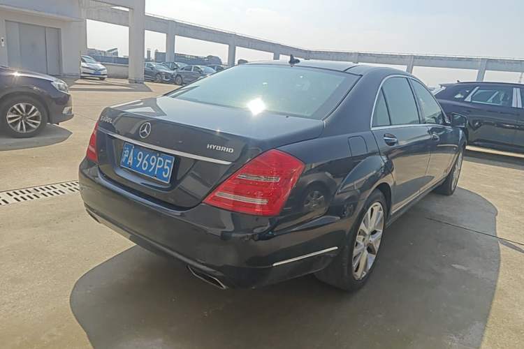 Used Mercedes-Benz S-Class 2012 S 400 L HYBRID Grand Edition Rear Right 45 Deg