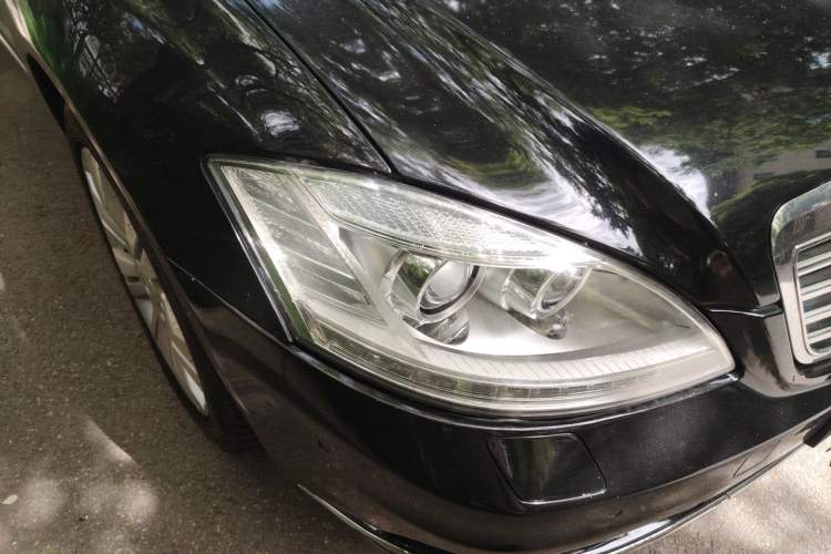 Used Mercedes-Benz S-Class 2012 S 350 L 4MATIC Grand Edition Right Front Headlight