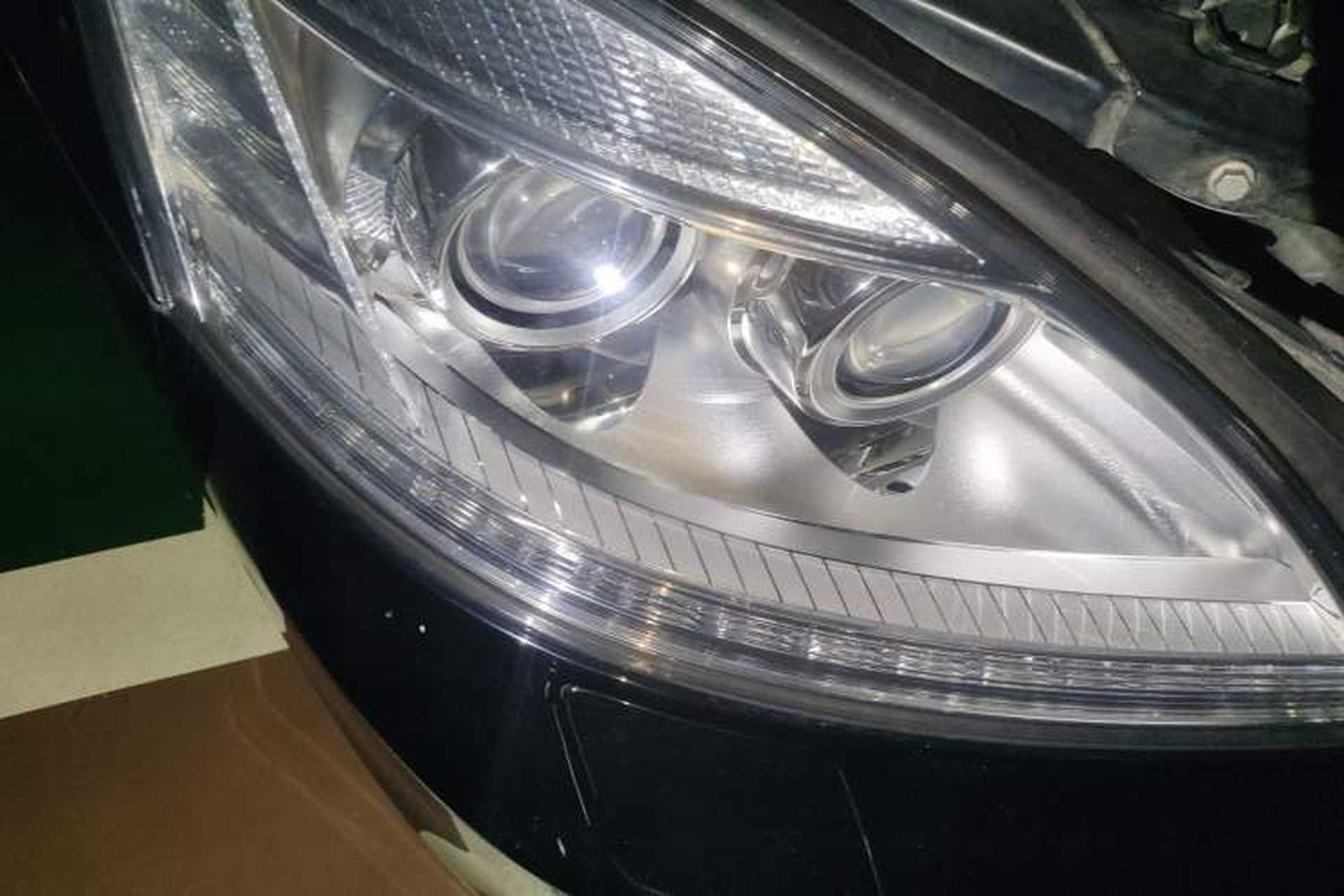 Used Mercedes-Benz S-Class 2012 S 300 L Business-Class Grand Edition Right Front Headlight