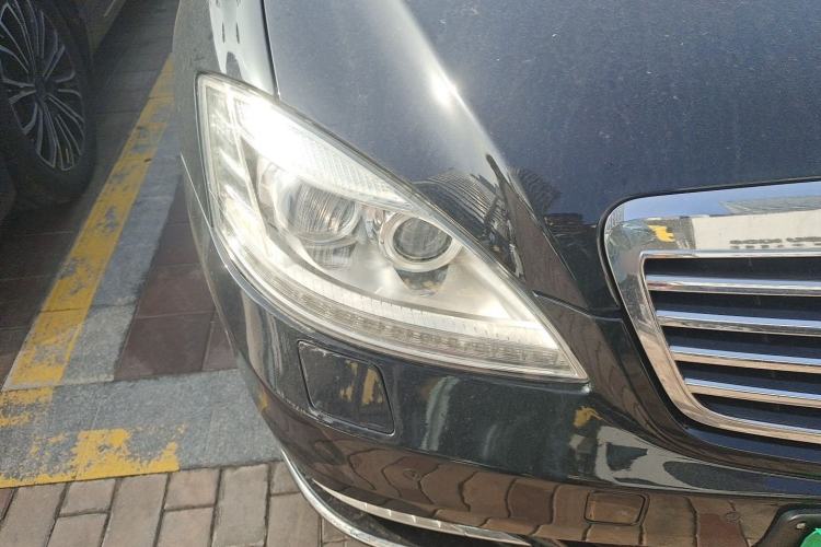 Used Mercedes-Benz S-Class 2012 S 400 L HYBRID Grand Edition Right Front Headlight