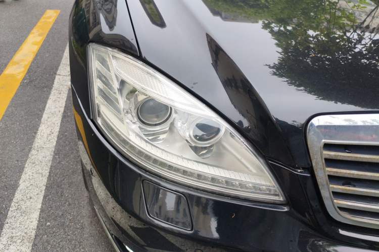 Used Mercedes-Benz S-Class 2012 S 300 L Business Standard Model Right Front Headlight