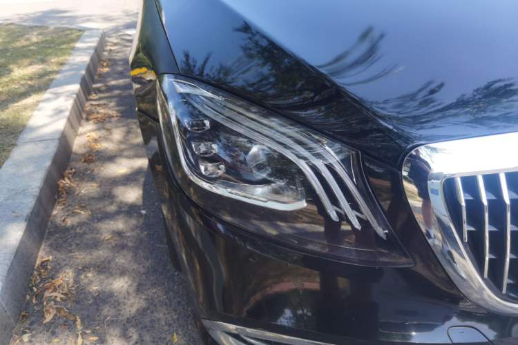 Used Mercedes-Benz S-Class 2012 S 300 L Prestige Grand Edition Right Front Headlight