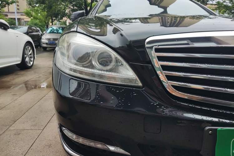 Used Mercedes-Benz S-Class 2012 S 300 L Prestige Grand Edition Right Front Headlight