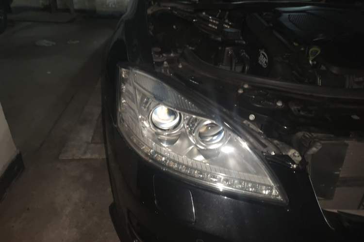 Used Mercedes-Benz S-Class 2012 S 350 L Grand Edition Right Front Headlight