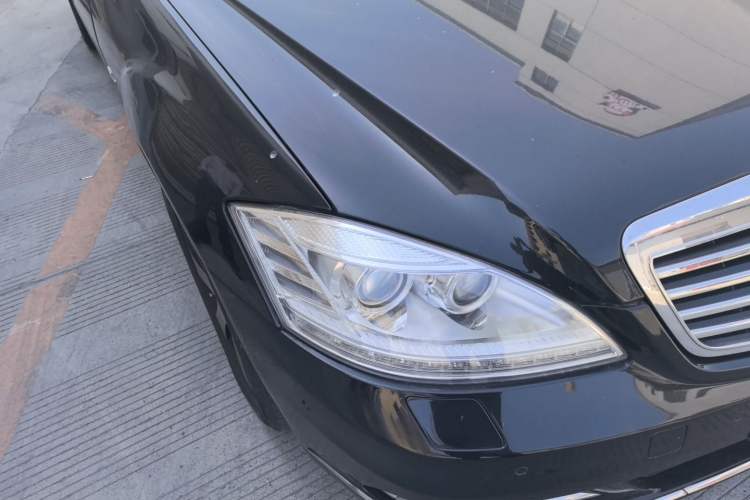 Used Mercedes-Benz S-Class 2012 S 300 L Business Standard Model Right Front Headlight