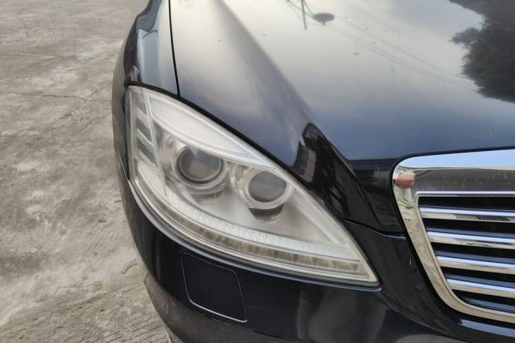 Used Mercedes-Benz S-Class 2012 S 300 L Luxury Grand Edition Right Front Headlight
