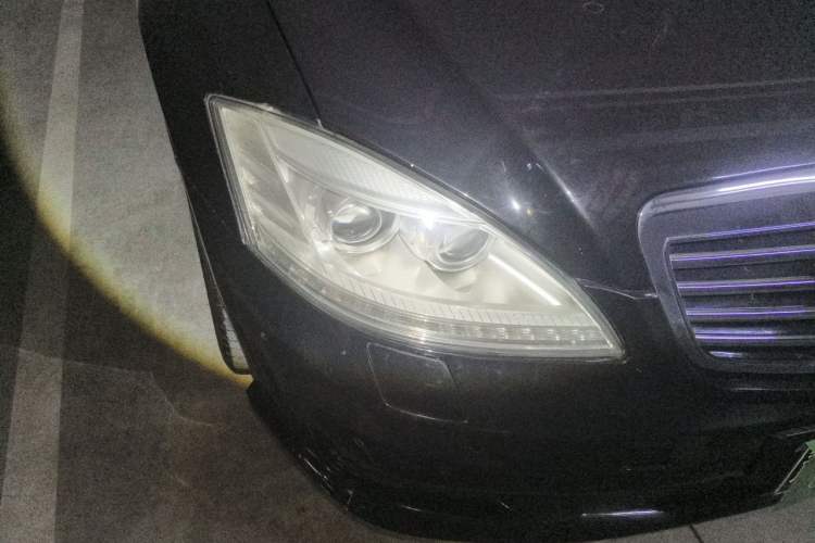 Used Mercedes-Benz S-Class 2012 S 300 L Luxury Grand Edition Right Front Headlight