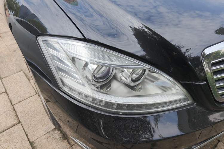 Used Mercedes-Benz S-Class 2012 S 350 L 4MATIC Grand Edition Right Front Headlight