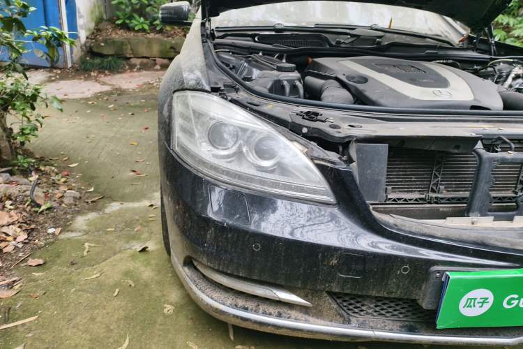 Used Mercedes-Benz S-Class 2012 S 400 L HYBRID Grand Edition Right Front Headlight
