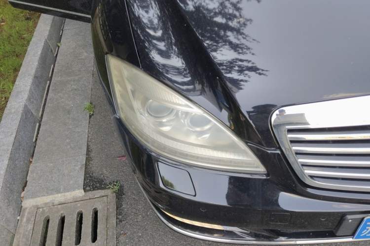 Used Mercedes-Benz S-Class 2012 S 300 L Business-Class Grand Edition Right Front Headlight