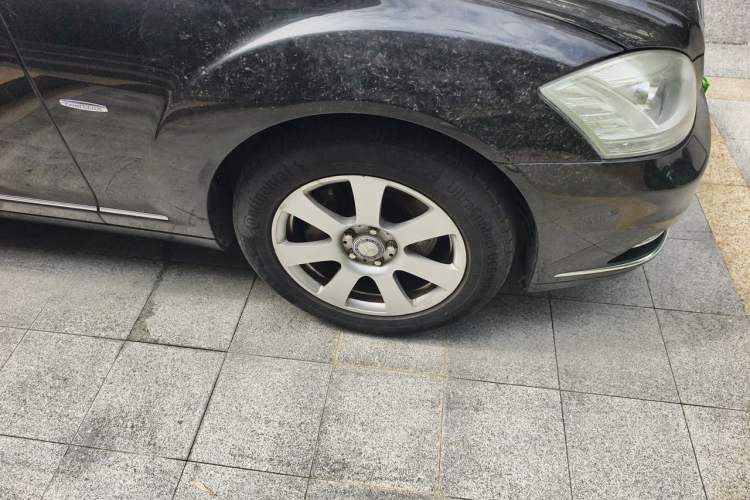 Used Mercedes-Benz S-Class 2012 S 300 L Prestige Grand Edition Right Front Wheel Hub