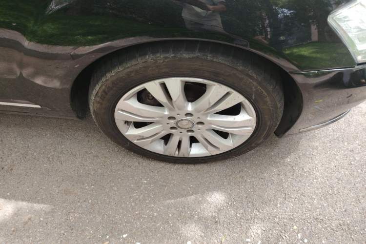 Used Mercedes-Benz S-Class 2012 S 350 L 4MATIC Grand Edition Right Front Wheel Hub