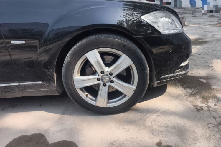Used Mercedes-Benz S-Class 2012 S 300 L Luxury Grand Edition Right Front Wheel Hub