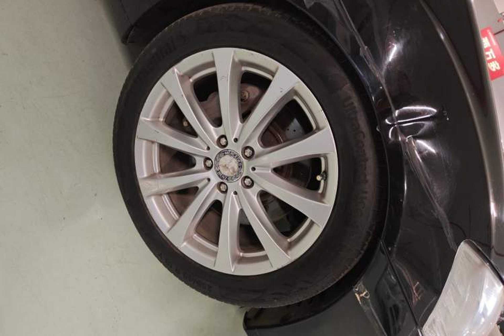 Used Mercedes-Benz S-Class 2012 S 350 L 4MATIC Grand Edition Right Front Wheel Hub