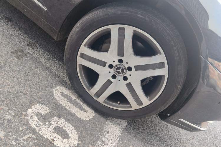 Used Mercedes-Benz S-Class 2012 S 350 L 4MATIC Grand Edition Right Front Wheel Hub