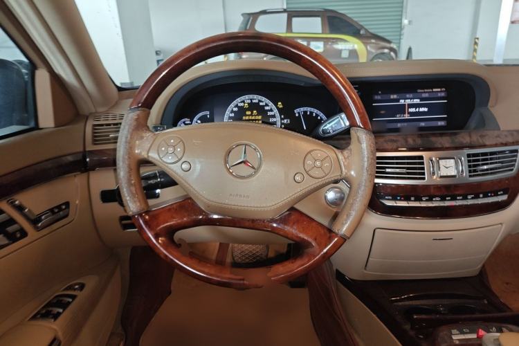 Used Mercedes-Benz S-Class 2012 S 300 L Prestige Grand Edition Steering Wheel