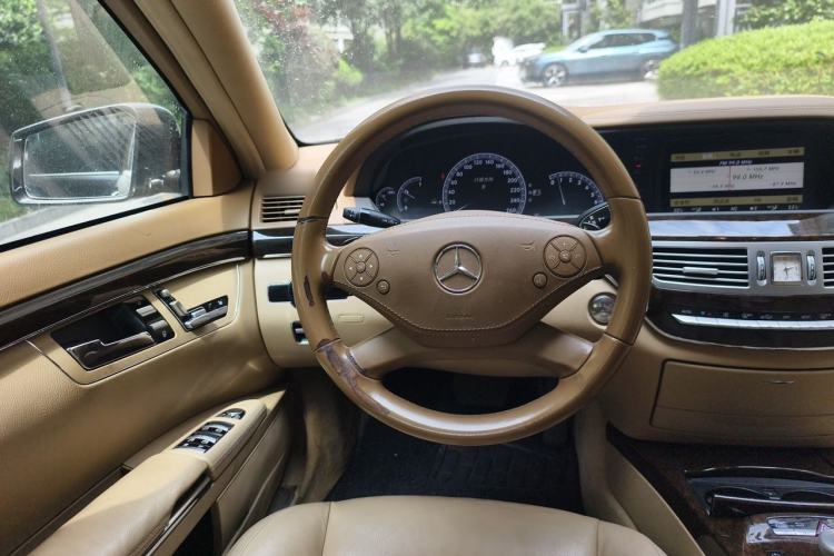 Used Mercedes-Benz S-Class 2012 S 300 L Prestige Grand Edition Steering Wheel
