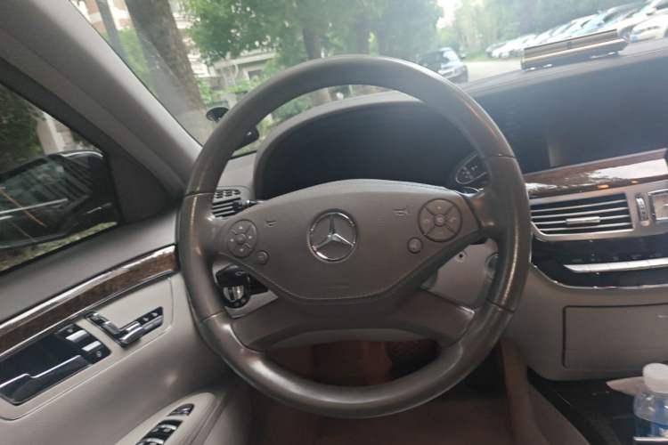 Used Mercedes-Benz S-Class 2012 S 300 L Prestige Grand Edition Steering Wheel