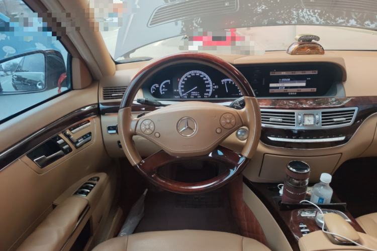 Used Mercedes-Benz S-Class 2012 S 350 L 4MATIC Grand Edition Steering Wheel