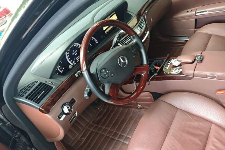 Used Mercedes-Benz S-Class 2012 S 350 L Grand Edition Steering Wheel