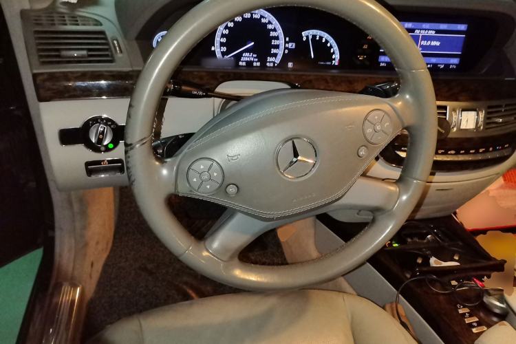 Used Mercedes-Benz S-Class 2012 S 300 L Prestige Grand Edition Steering Wheel