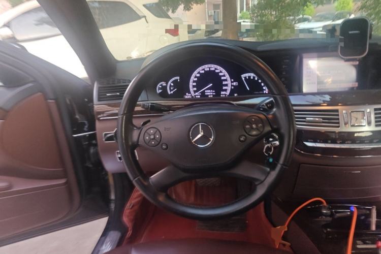 Used Mercedes-Benz S-Class 2012 S 300 L Business Standard Model Steering Wheel