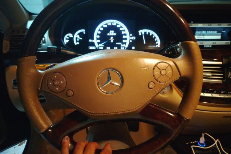 Used Mercedes-Benz S-Class 2012 S 350 L Grand Edition Steering Wheel