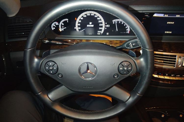Used Mercedes-Benz S-Class 2012 S 300 L Business Standard Model Steering Wheel