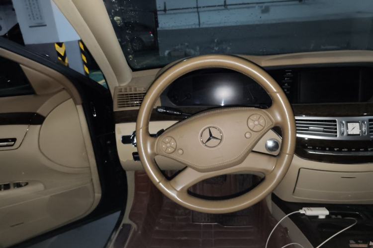 Used Mercedes-Benz S-Class 2012 S 300 L Prestige Grand Edition Steering Wheel