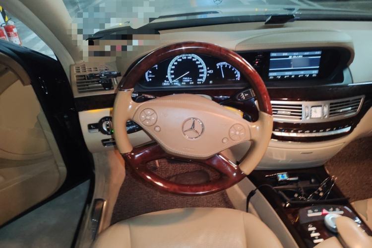 Used Mercedes-Benz S-Class 2012 S 350 L Grand Edition Steering Wheel