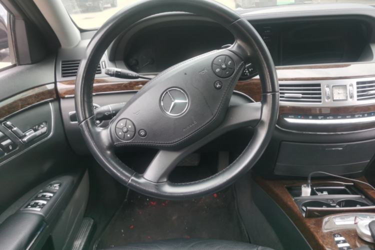 Used Mercedes-Benz S-Class 2012 S 300 L Business Standard Model Steering Wheel